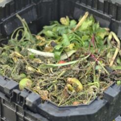 Alternative view of Compostor de Gradina 1000 L